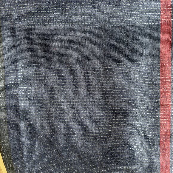 NWT Artizan Robin Barre Sparkly Plaid Scarf or Wrap, Navy With Red, Gold Sparkle - Picture 15 of 16
